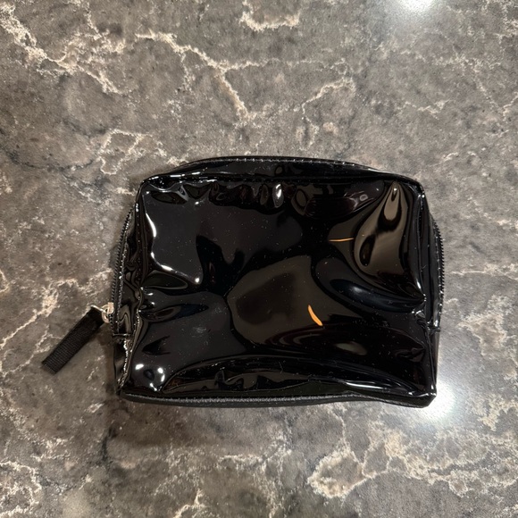 Travel Bag Set (4 Total) - Picture 4 of 9